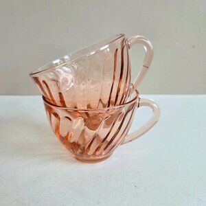 2 vintage pink glass swirl design cups. Retro kitchen. Made in Indonesia.